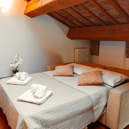 Apartament Mansarda Vespucci - Parcheggio Auto *