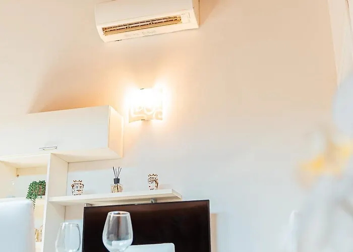 Mansarda Vespucci - Parcheggio Auto Apartament