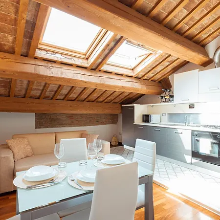 Apartamento Mansarda Vespucci - Parcheggio Auto