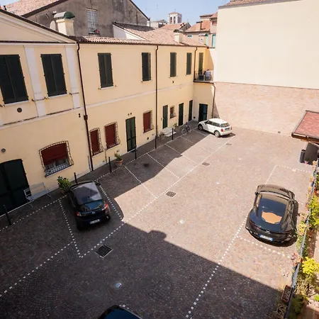 Apartman Mansarda Vespucci - Car Parking *